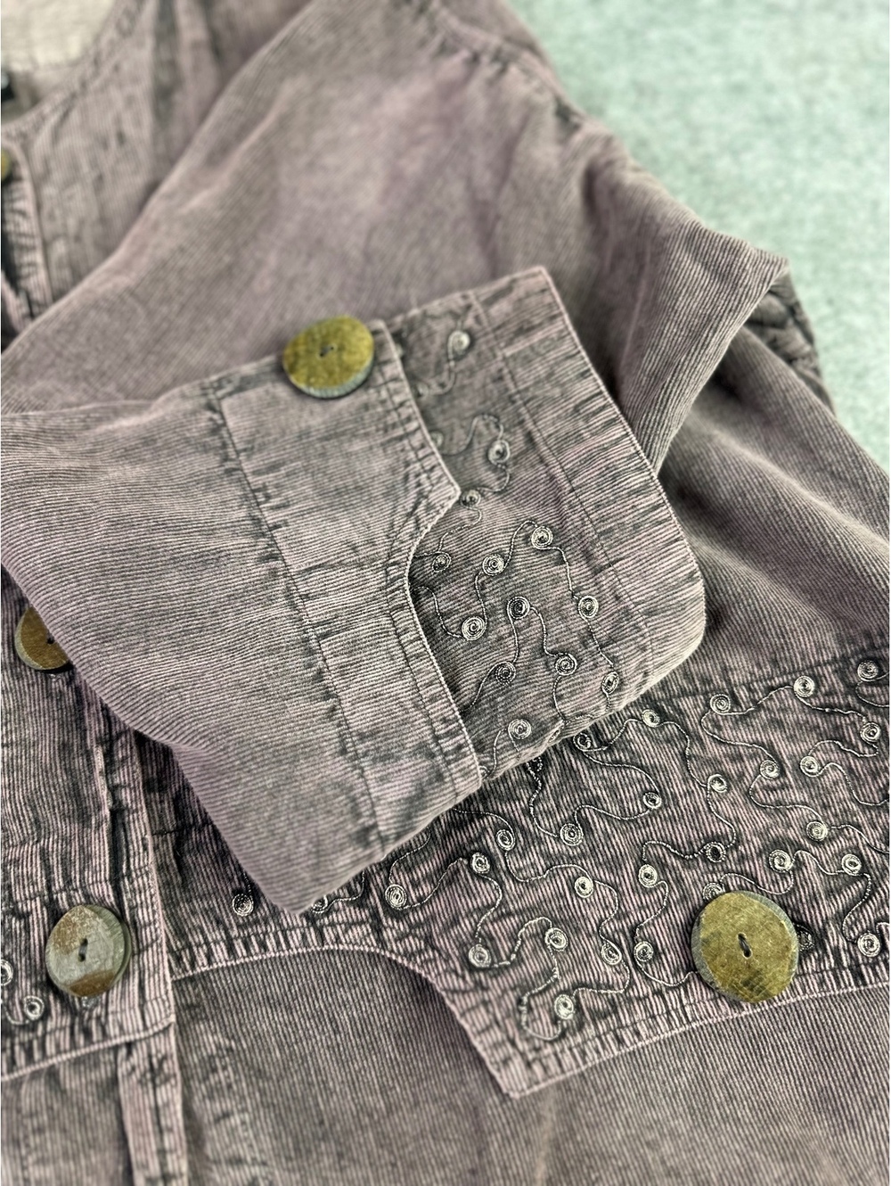 Vintage Style Embroidered Corduroy Jacket with Button Detail - Picture 2 of 15